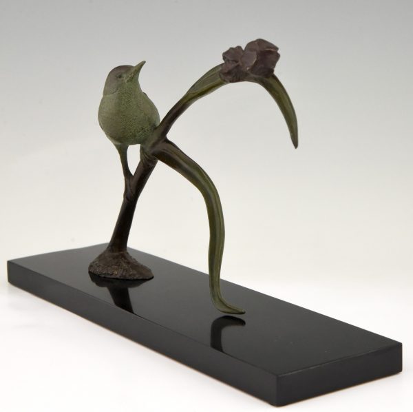 Art Deco sculpture en bronze oiseau sur iris