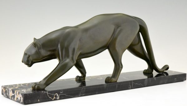 Art Deco bronze sculpture of a panther