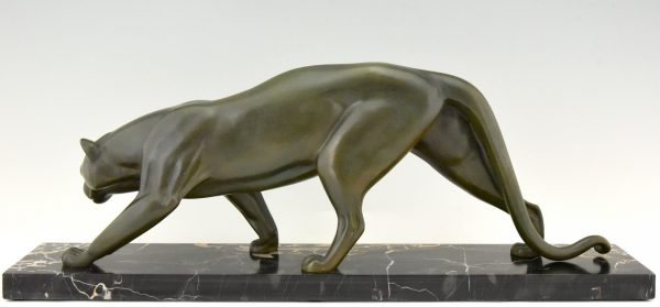 Art Deco bronze sculpture of a panther