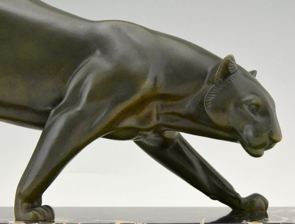 Art Deco bronze sculpture of a panther