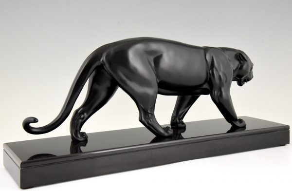 Art Deco sculpture of a black panther