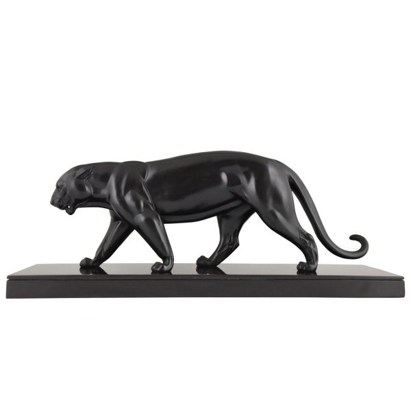 Art Deco sculpture of a panther