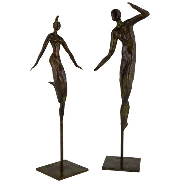 2 Moderne bronzen sculpturen dansend paar