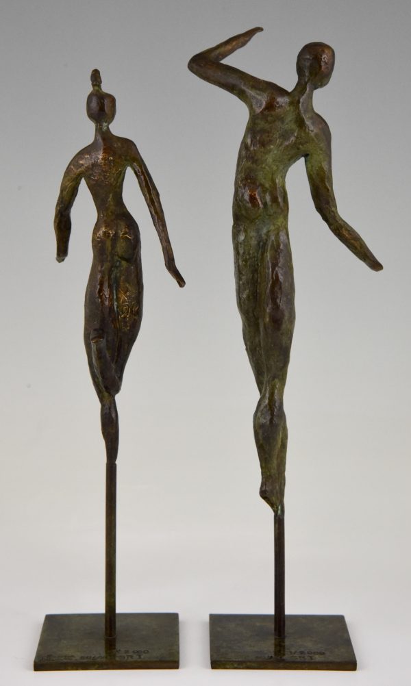 2 Modern bronze sculptures dancing couple