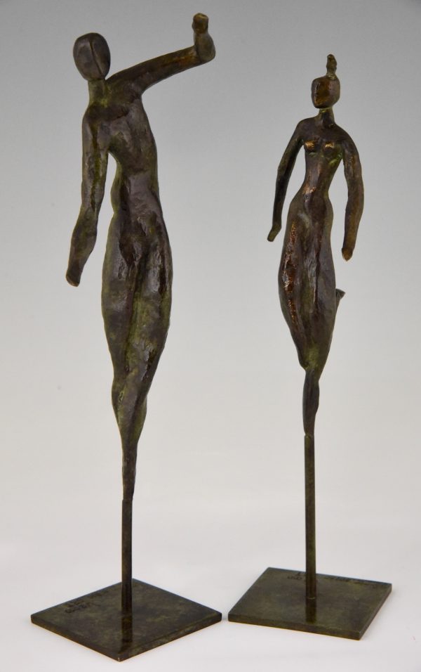 2 Modern bronze sculptures dancing couple