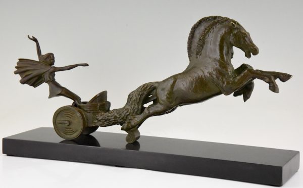 Art Deco bronzen sculptuur paarden met strijdwagen