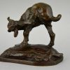 Sculpture en bronze d’un chevreau