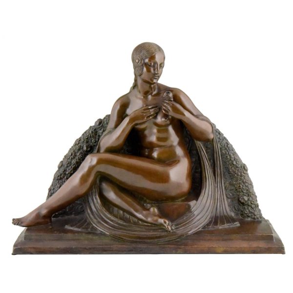 Bronze sculpture Art Deco femme nue avec rose