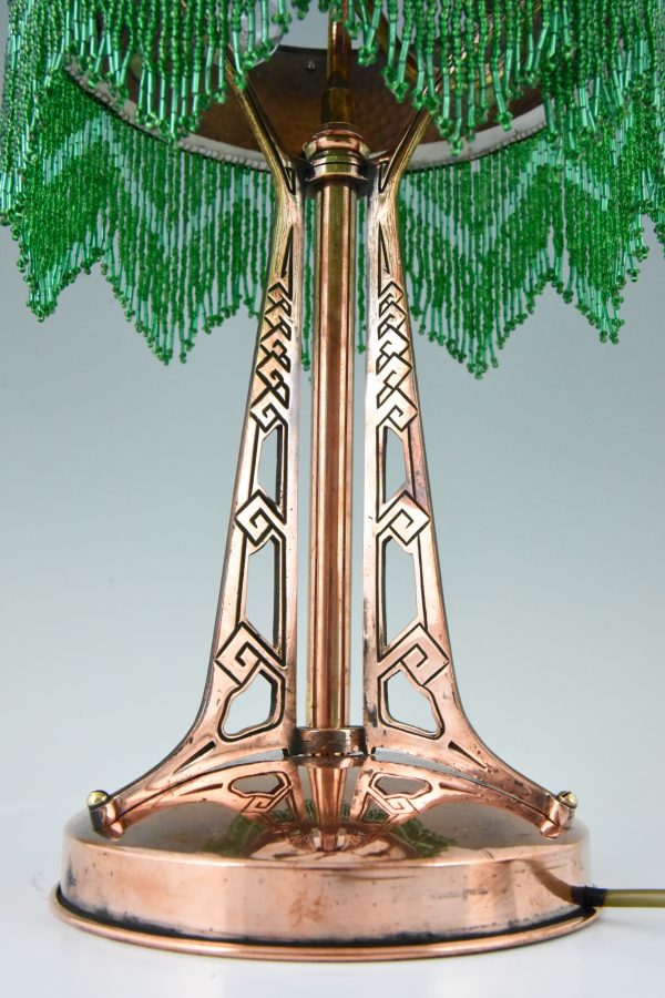 Jugendstil lamp in koper met kap in Loetz glas