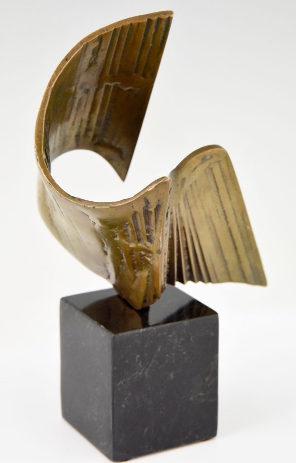 Bronzen beeld abstract, 1970