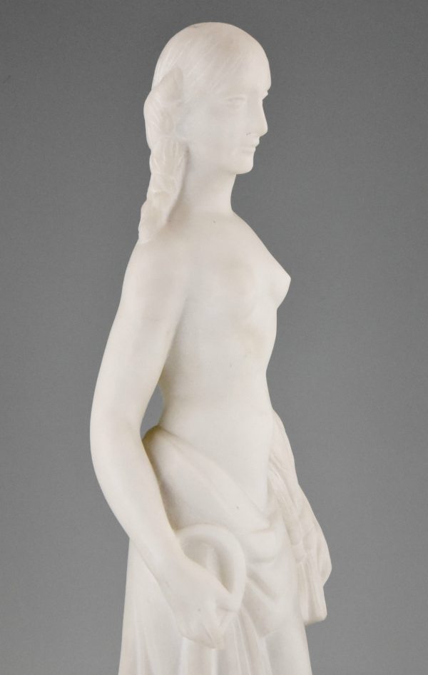 Art Deco sculpture en marble femme nue