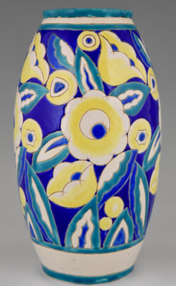 Art Deco Vase mit Blumen, Keramik