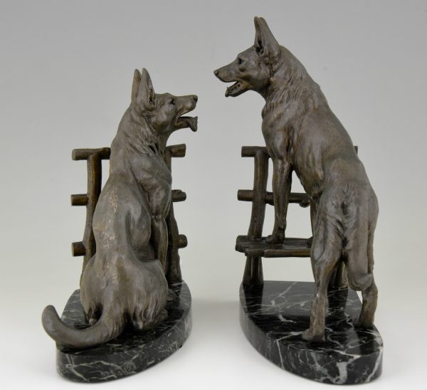 Art Deco Buchstütze Schäferhund