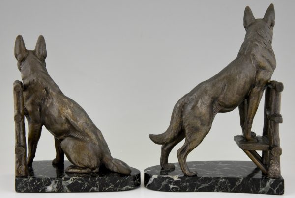 Art Deco Buchstütze Schäferhund