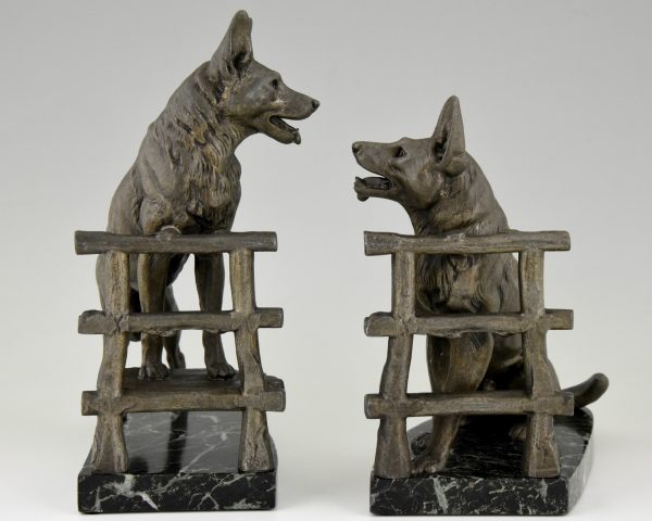 Art Deco Buchstütze Schäferhund