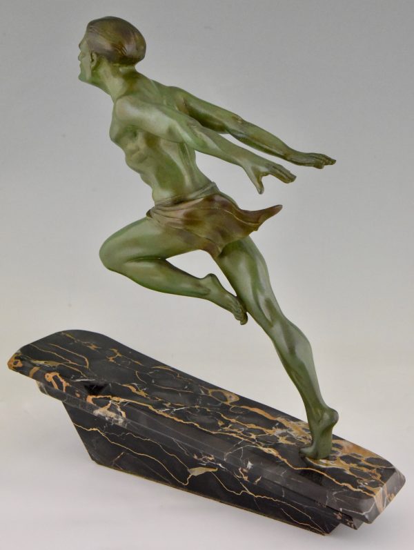 Art Deco sculptuur rennende man atleet