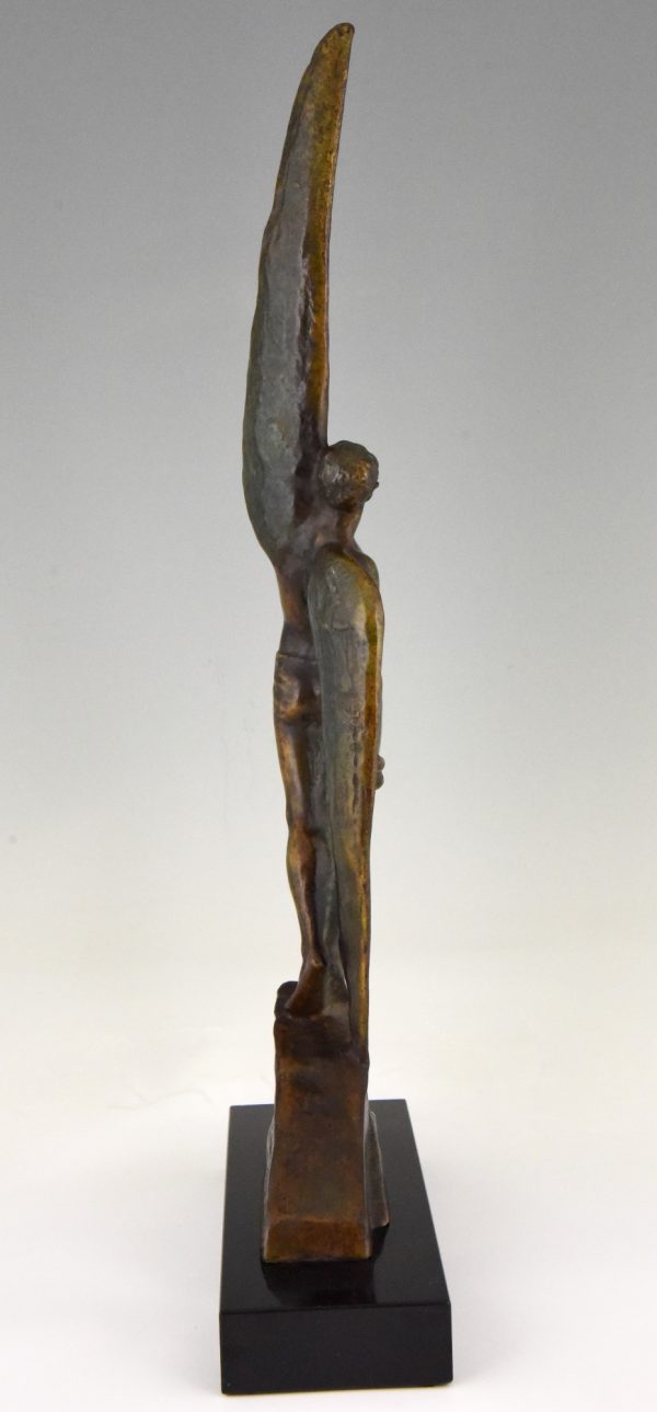 Art Deco bronzen sculptuur Icarus gevleugelde man