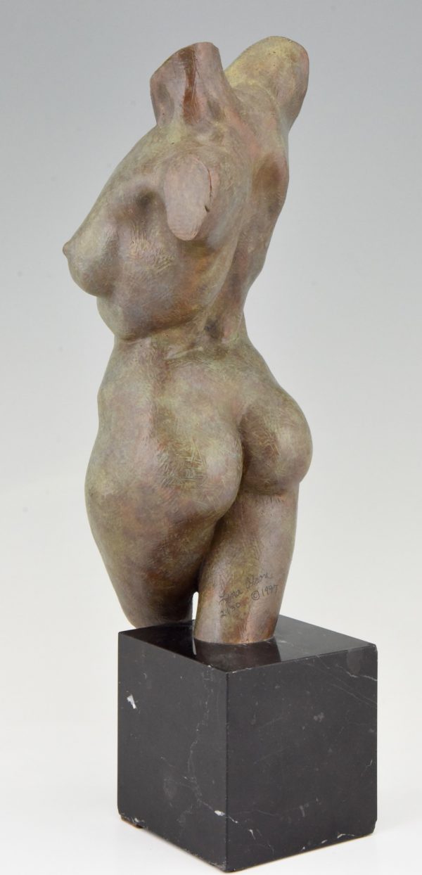 Sculpture en bronze moderne torse de femme