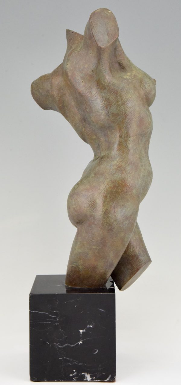 Moderne bronzen sculptuur vrouwentorso