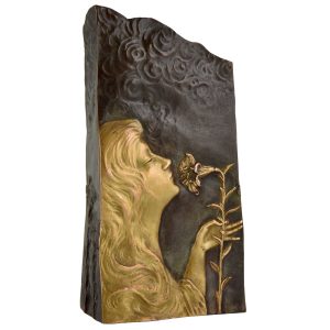 leon-noel-delagrange-art-nouveau-bronze-vase-with-womans-face-and-flowers-1477846-en-max