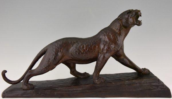 Art Deco bronze panther sculpture