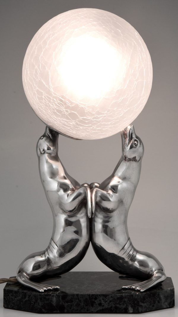 Art Deco versilberte Lampe mit Seelöwe