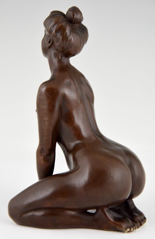 Art Nouveau erotic bronze sculpture of a kneeling nude