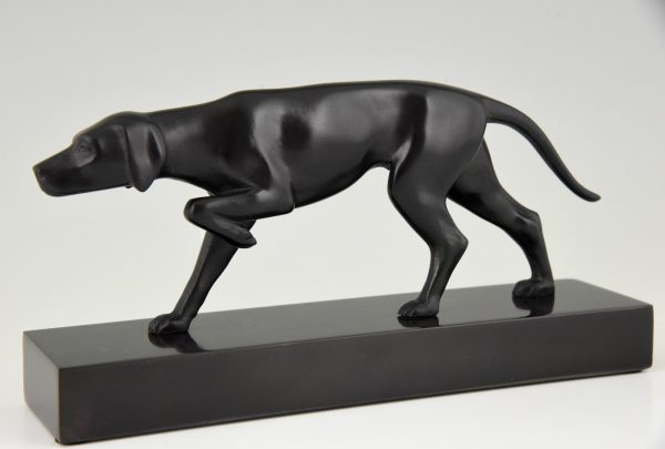 Art Deco bronze of hunting dog.