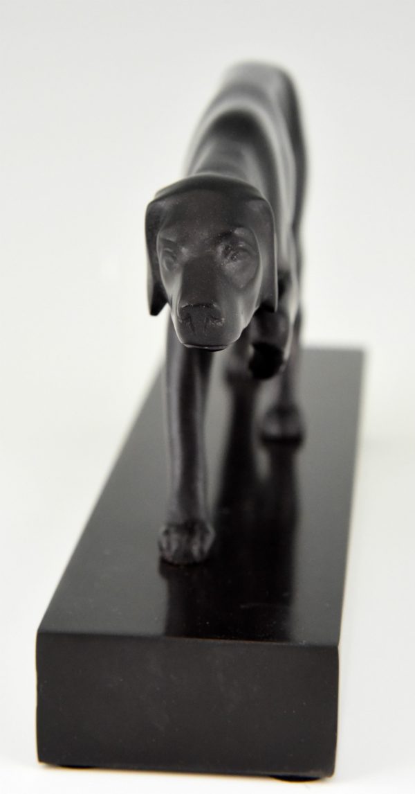 Art Deco bronze of hunting dog.