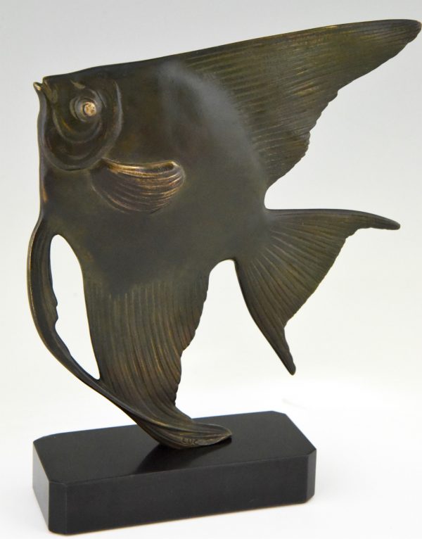 Art Deco sculpture en bronze poisson