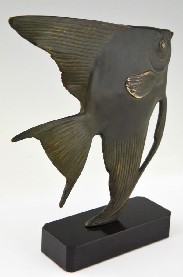 Art Deco sculpture en bronze poisson