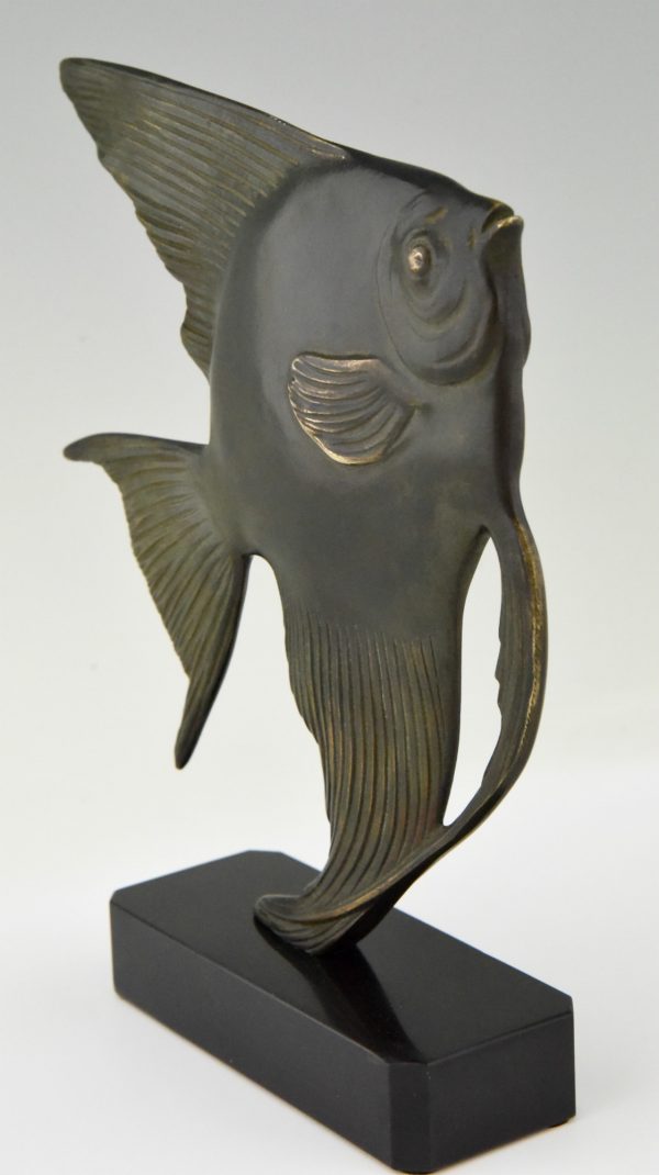 Art Deco sculpture en bronze poisson
