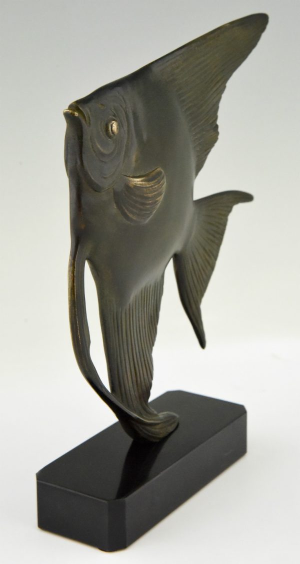 Art Deco sculpture en bronze poisson