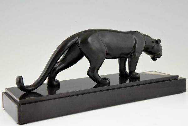 Art Deco sculpture of a panther