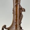 Bronzen Art Nouveau vaas vrouw aan een fontein 72 cm.