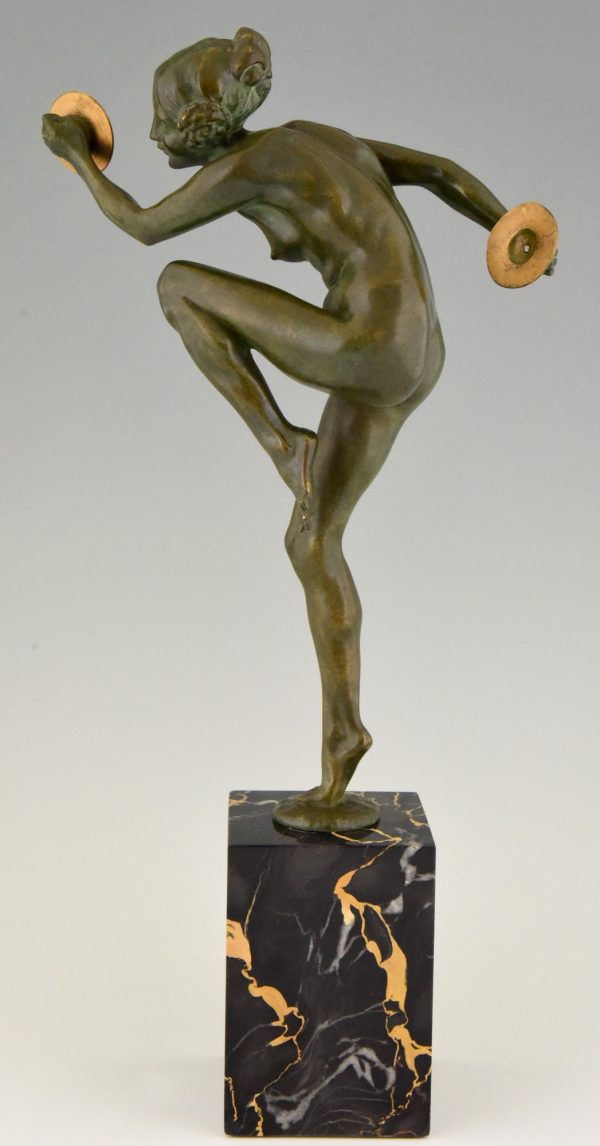 Art Deco bronzen sculptuur naakte danseres met cimbalen