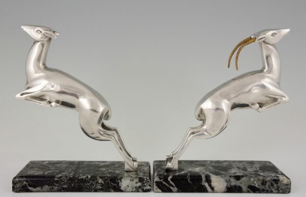 Art Deco verzilverd bronzen boekensteunen gazellen
