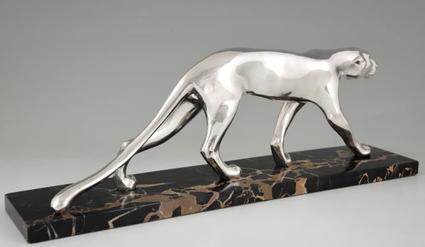 Art Deco panther sculpture