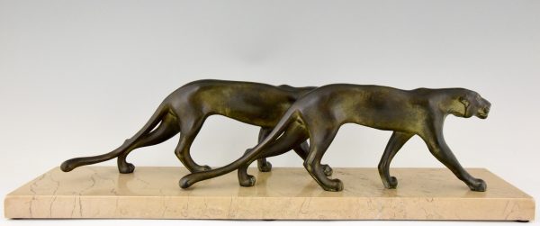 Art Deco sculpture of two panthers