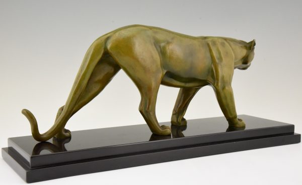 Art Deco bronze sculpture of a panther