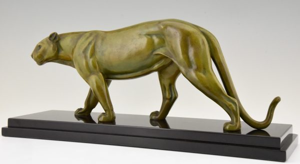 Art Deco bronze sculpture of a panther