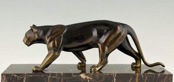 Art Deco sculpture of a panther