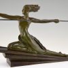 Amazone, Art Deco Bronze Skulptur Frauenakt mit Speer.