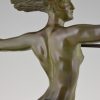 Amazone, Art Deco bronzen beeld naakte vrouw met speer.