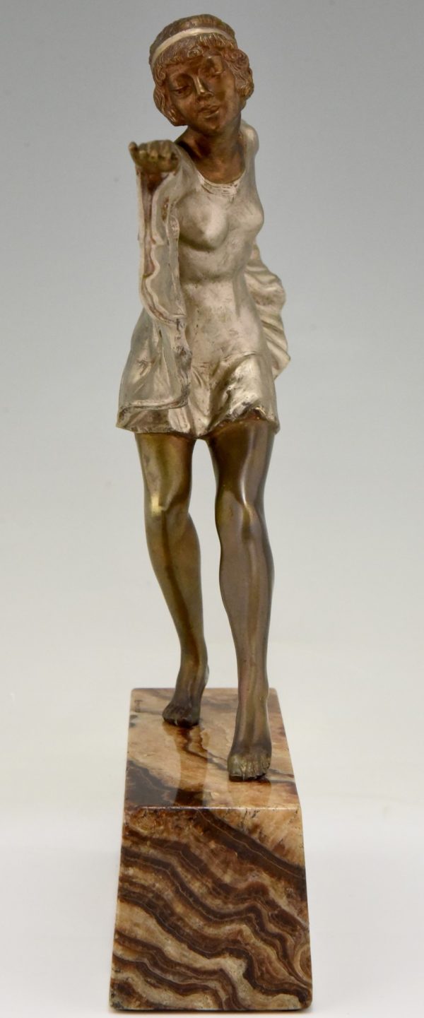 Art Deco sculpture en bronze danseuse robe papillon