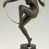 Art Deco sculpture en bronze danseuse nue au cerceau