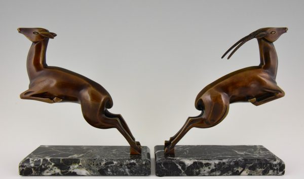Art Deco Bronze Buchstütze Gazelle