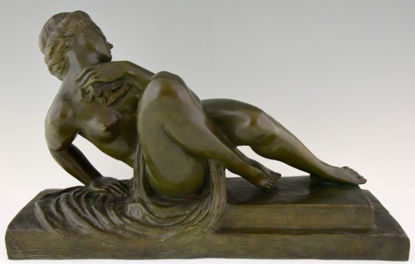 Art Deco bronzen beeld vrouwelijk naakt baadster.