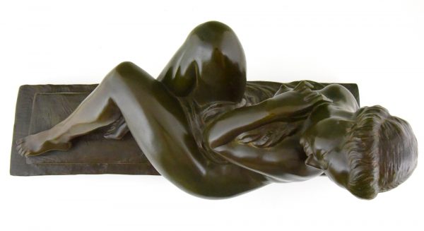 Art Deco sculpture bronze femme nue après le bain