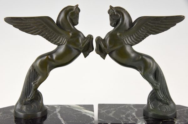 Art Deco bronzen boekensteunen paarden Pegasus